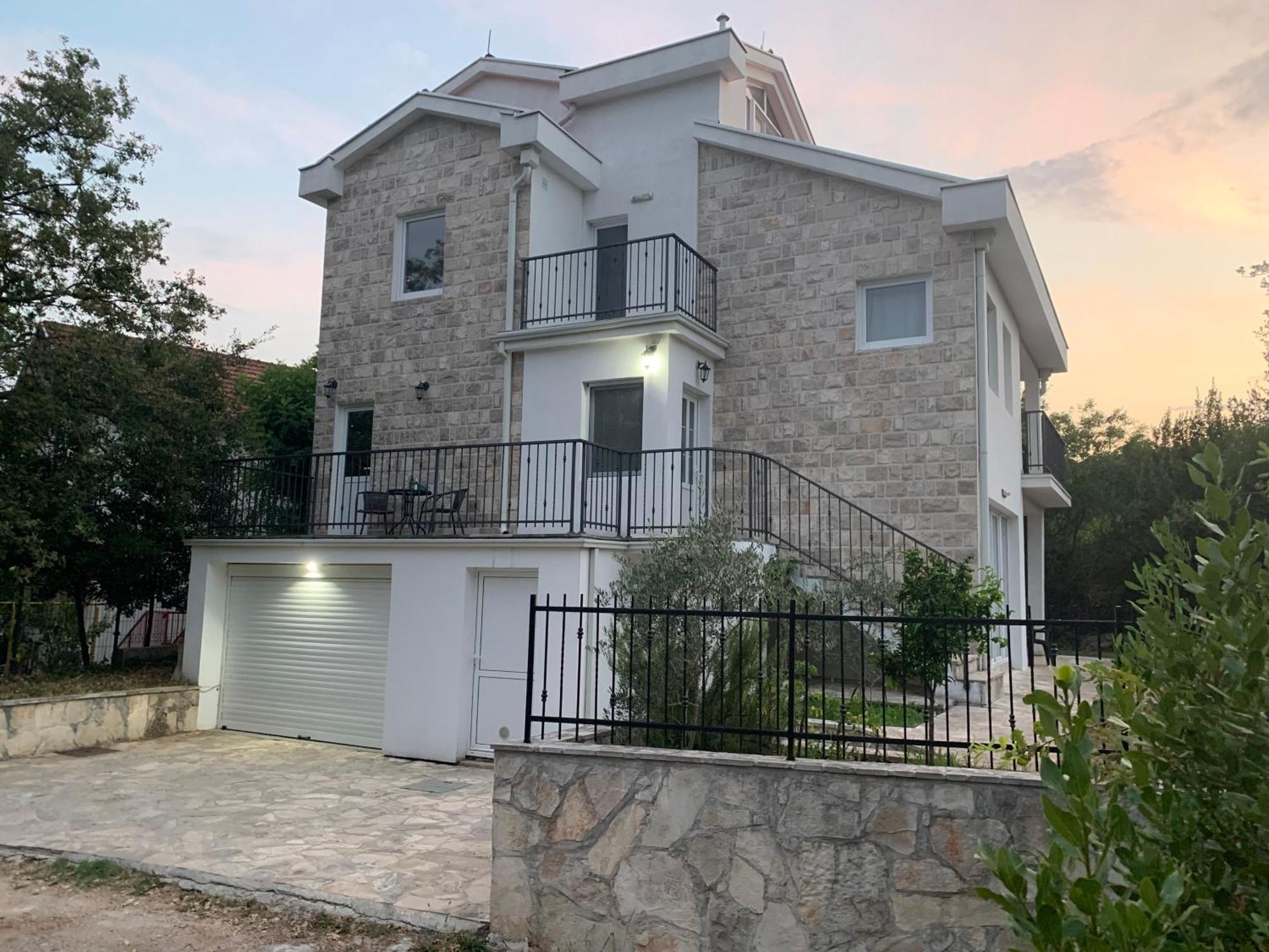 Villa Patrick House Tivat Exterior foto