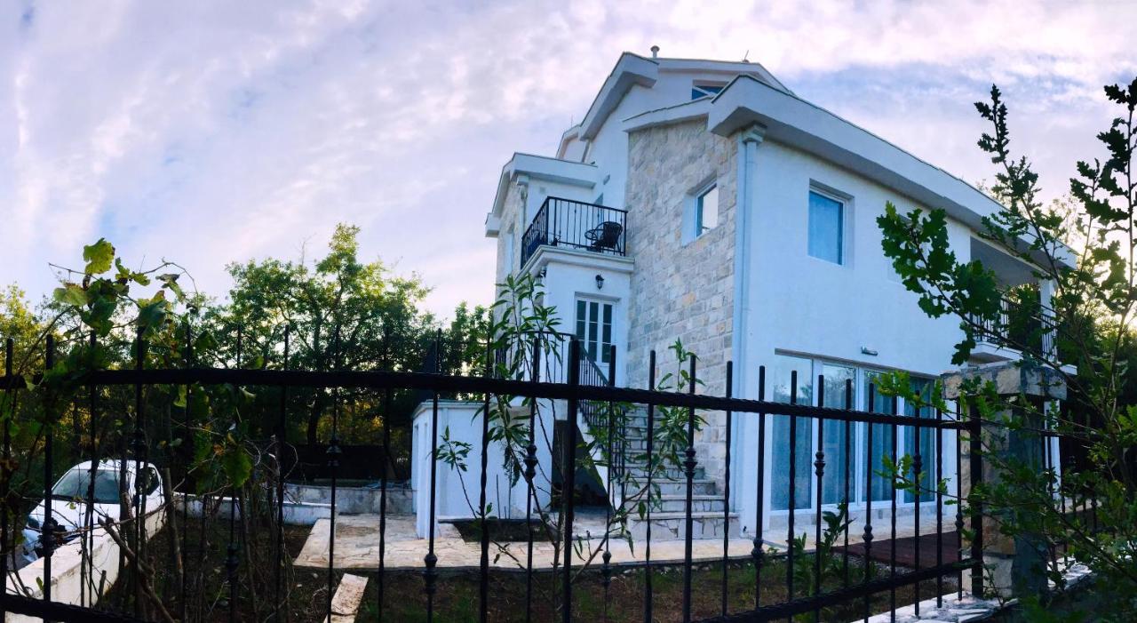 Villa Patrick House Tivat Exterior foto